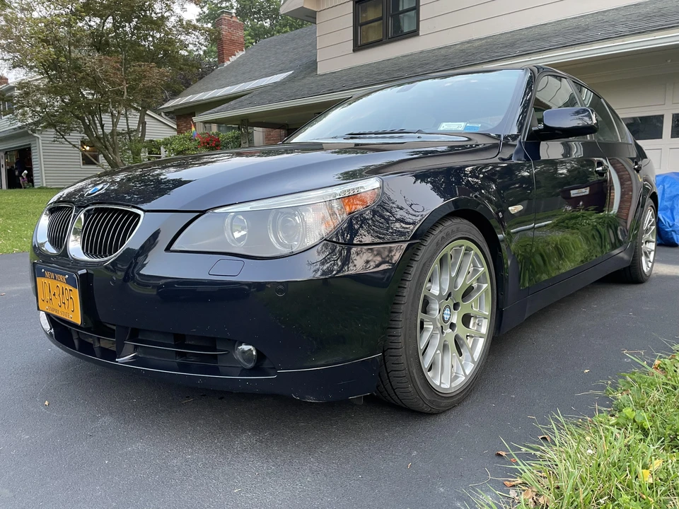 2007 BMW E60 545i & 550i Sedan - Image 10 of 31