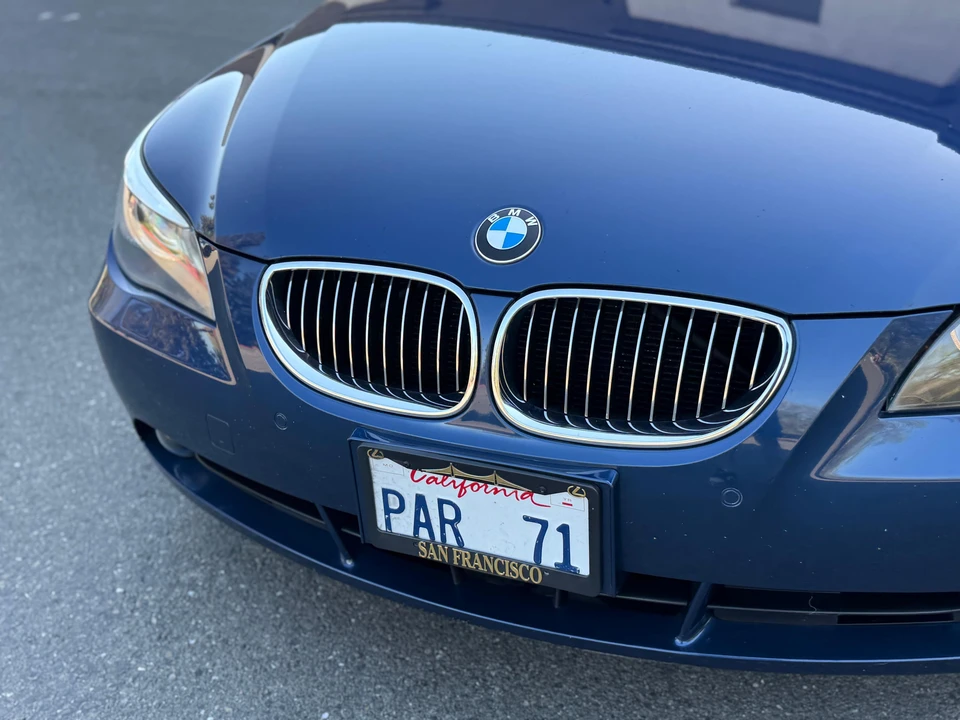 2007 BMW E60 545i & 550i Sedan - Image 13 of 31