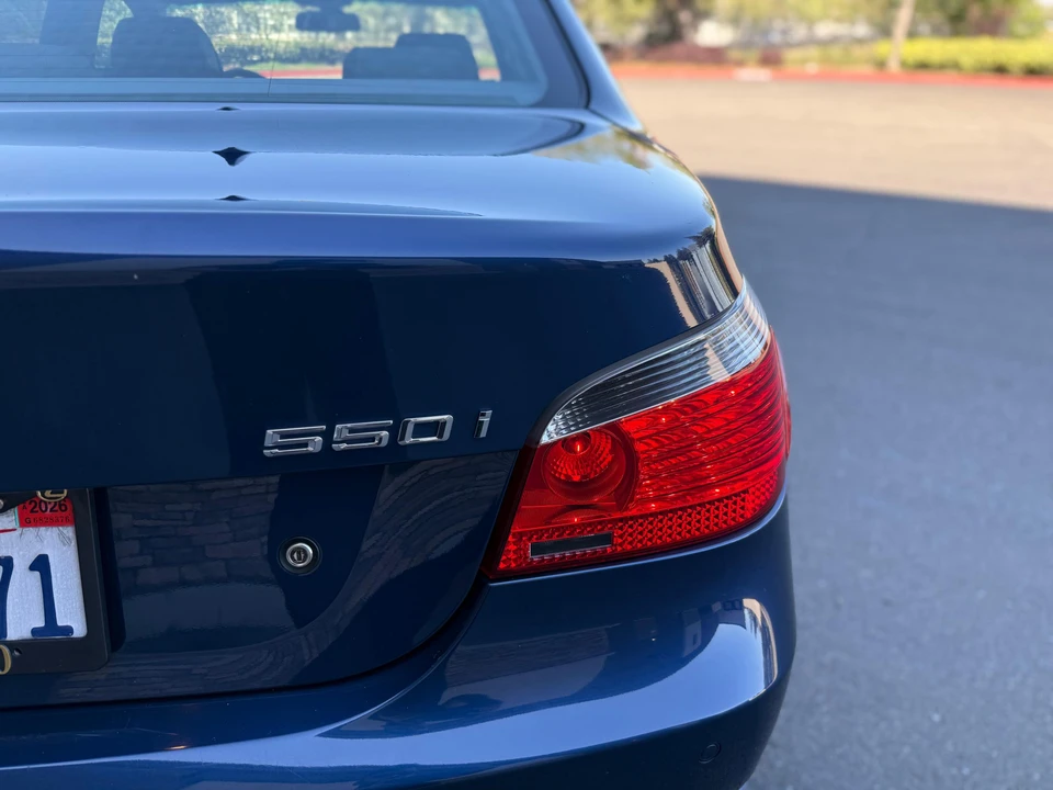 2007 BMW E60 545i & 550i Sedan - Image 31 of 31