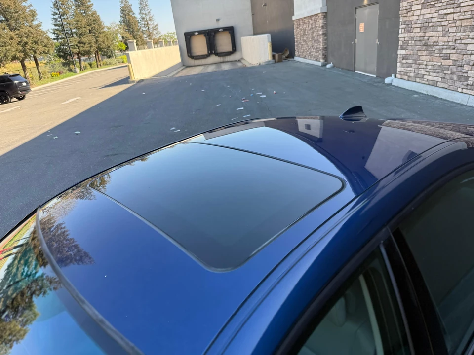 2007 BMW E60 545i & 550i Sedan - Image 18 of 31