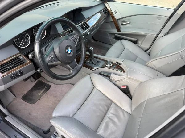 2007 BMW E60 545i & 550i Sedan - Image 7 of 9