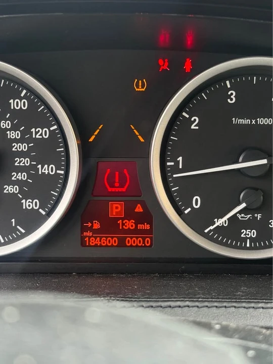 2007 BMW E63/E64 645Ci & 650i - Image 14 of 17