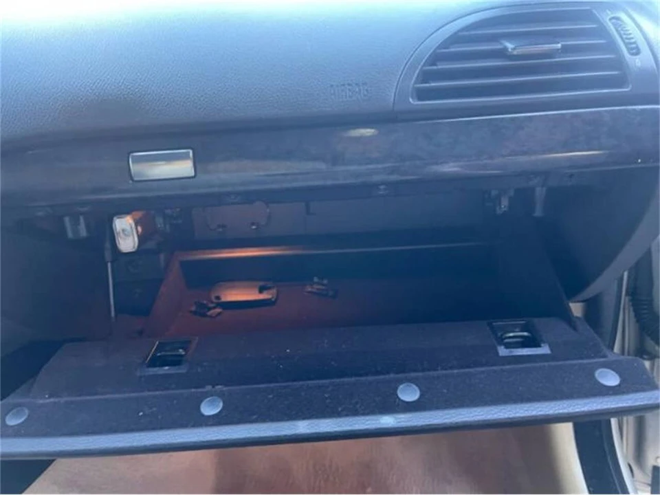 2007 BMW E63/E64 645Ci & 650i - Image 9 of 29