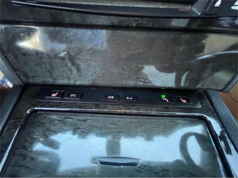2007 BMW E63/E64 645Ci & 650i - Image 16 of 29