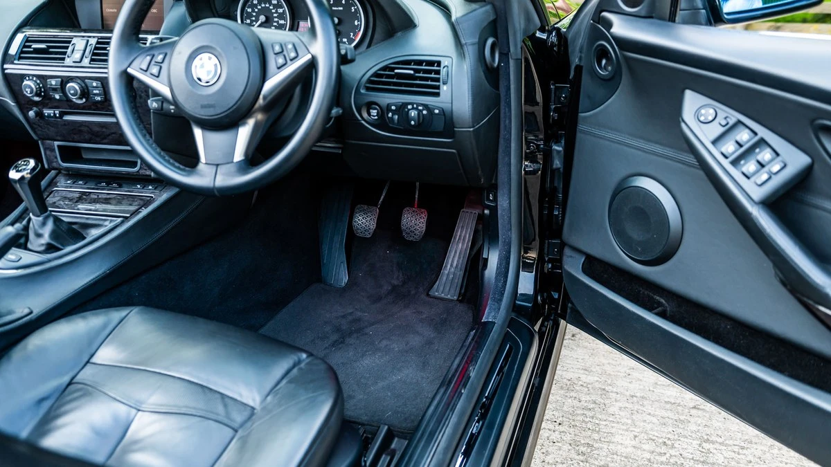 2007 BMW E63/E64 645Ci & 650i - Image 21 of 30