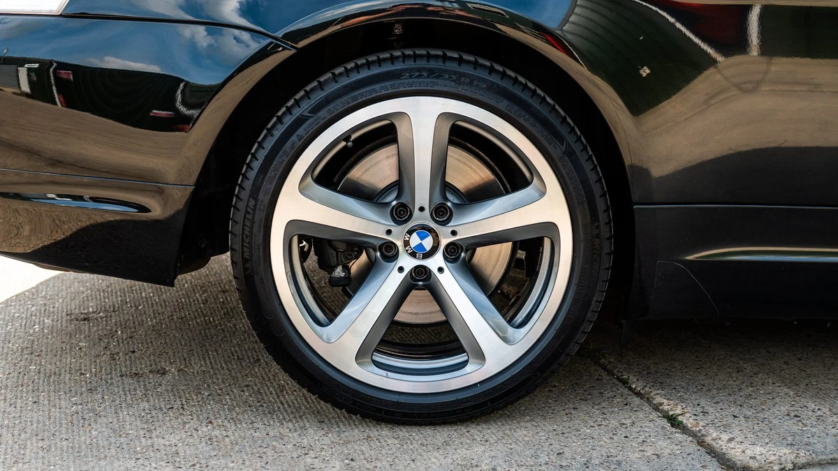 2007 BMW E63/E64 645Ci & 650i - Image 12 of 30