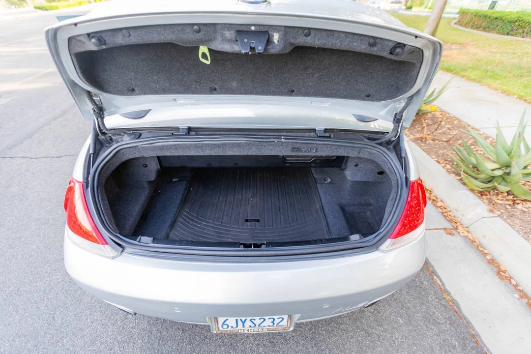 2007 BMW E63/E64 645Ci & 650i - Image 9 of 22