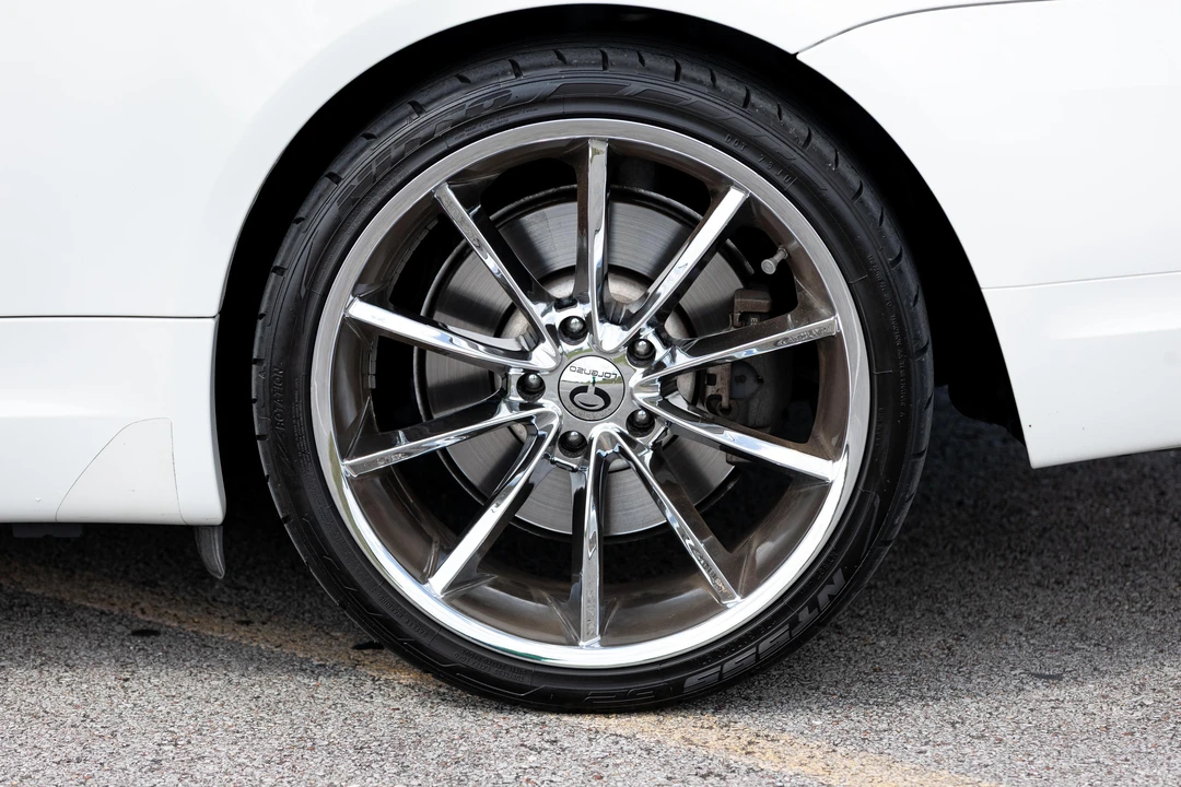 2007 BMW E63/E64 645Ci & 650i - Image 29 of 31