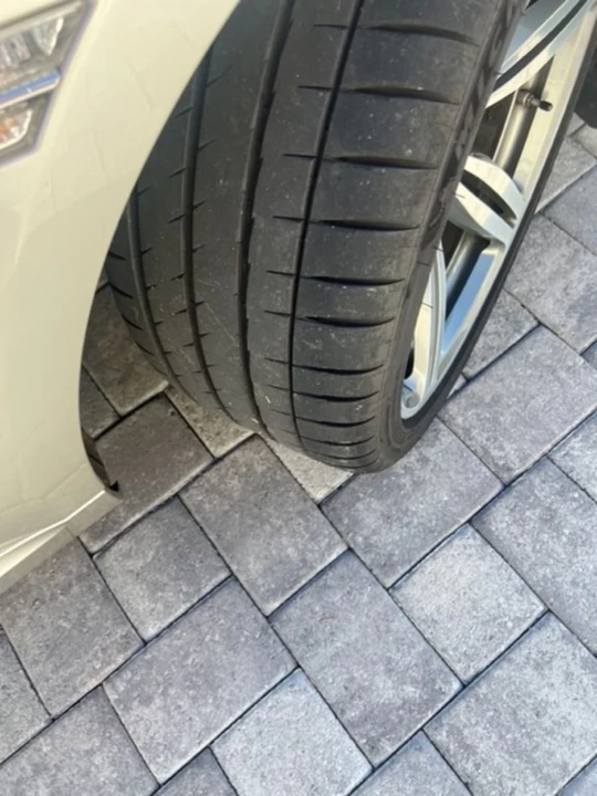 2007 BMW E63/E64 645Ci & 650i - Image 7 of 15