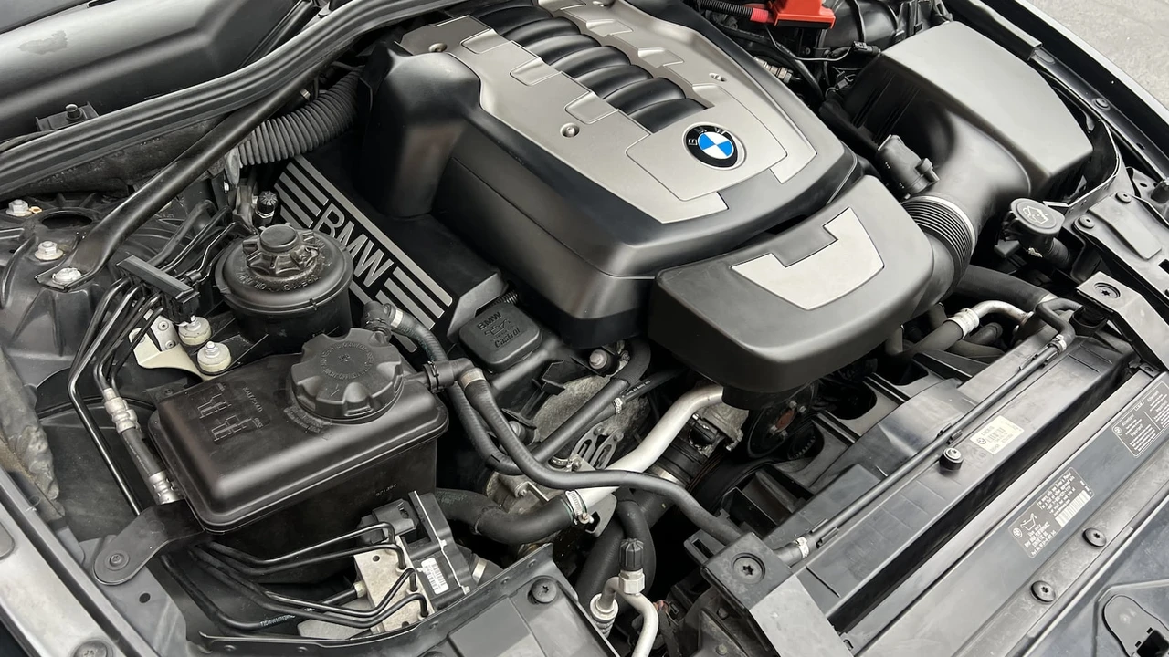 2007 BMW E63/E64 645Ci & 650i - Image 6 of 10