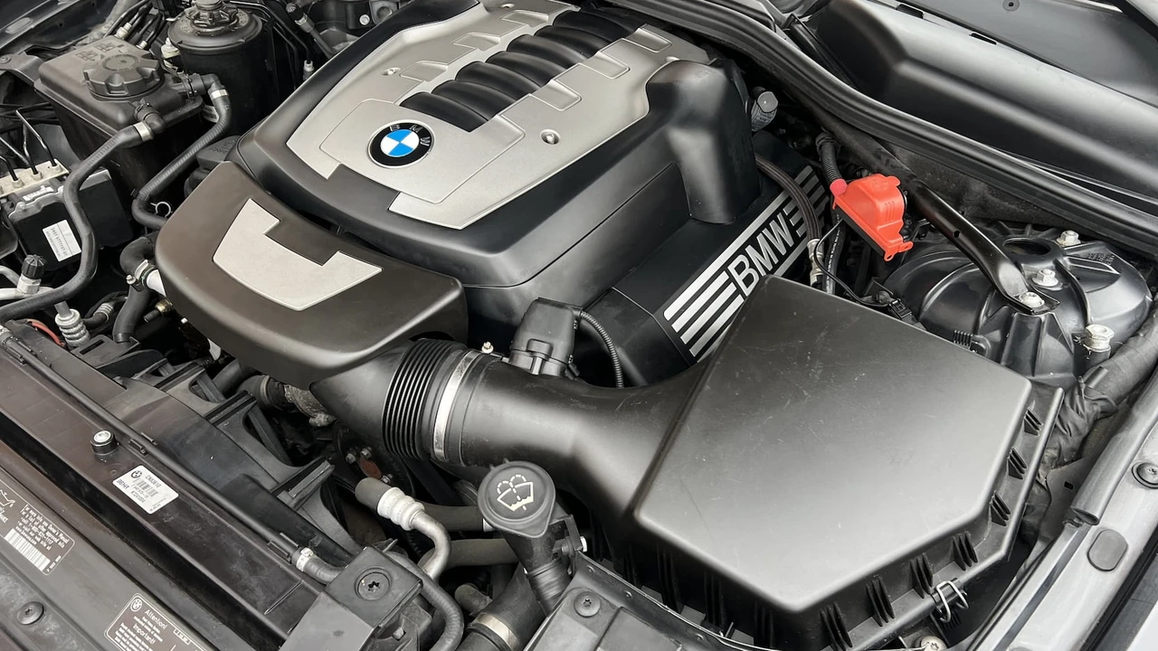 2007 BMW E63/E64 645Ci & 650i - Image 7 of 10