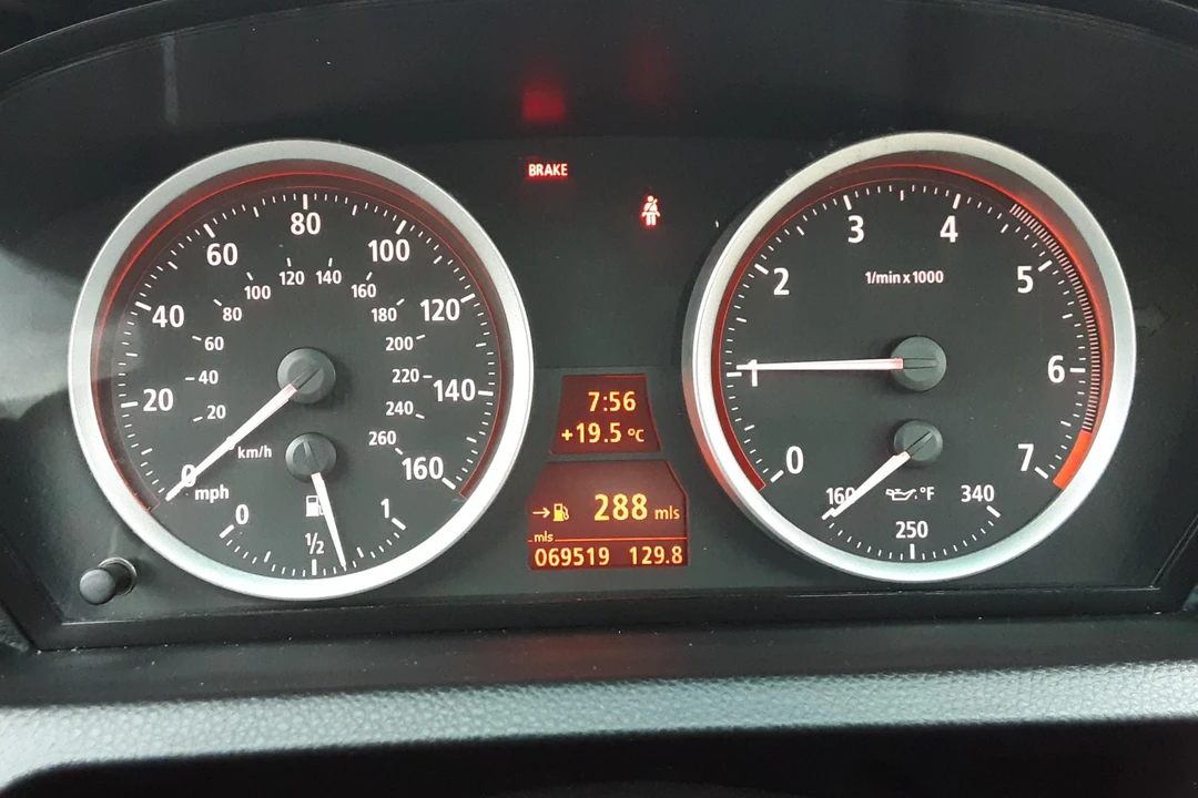2007 BMW E63/E64 645Ci & 650i - Image 26 of 31