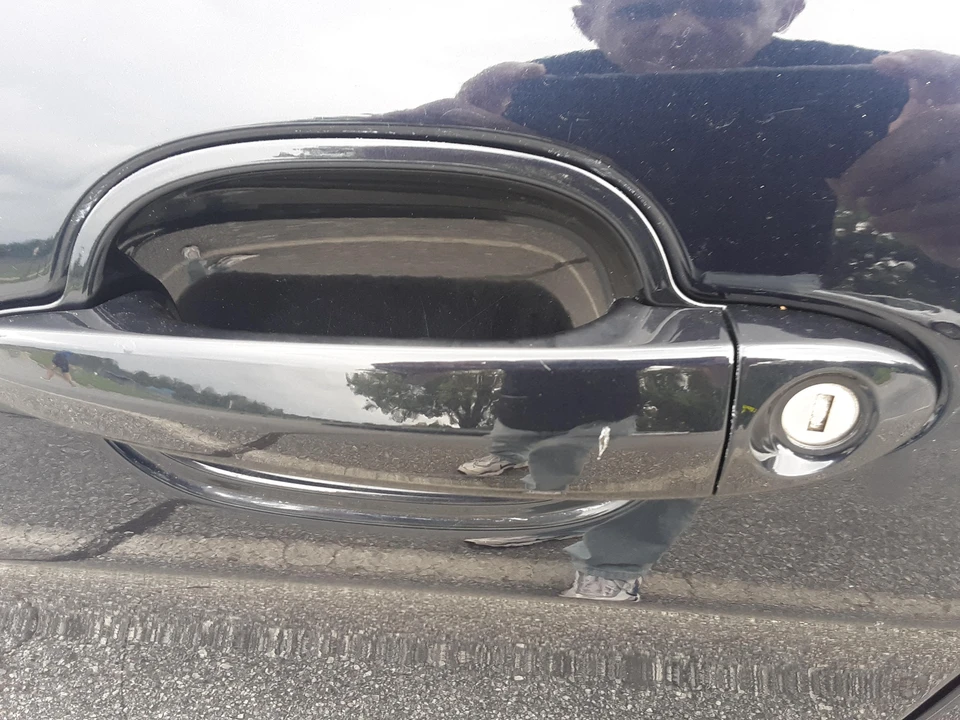 2007 BMW E63/E64 645Ci & 650i - Image 17 of 31