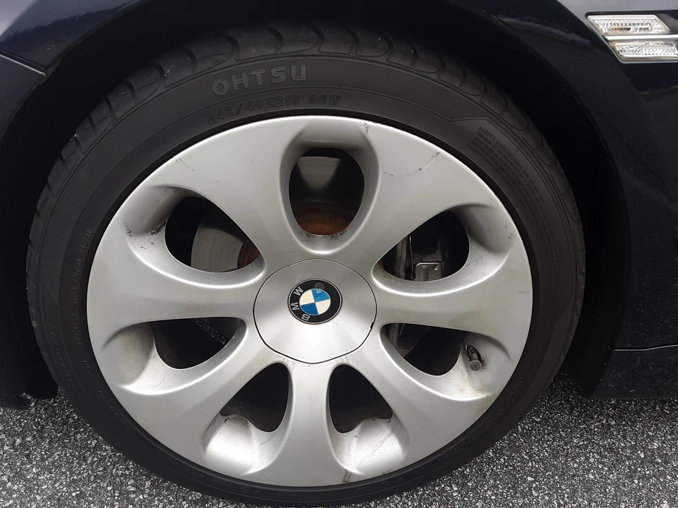 2007 BMW E63/E64 645Ci & 650i - Image 19 of 31