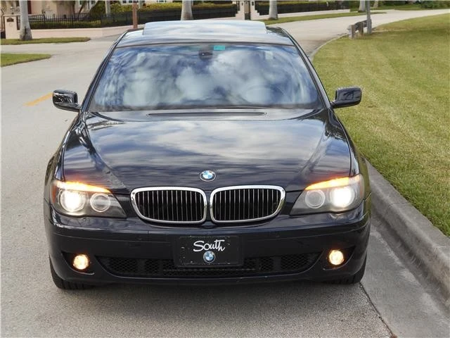 2007 BMW E65/E66 750i & 760i Sedan - Image 4 of 12