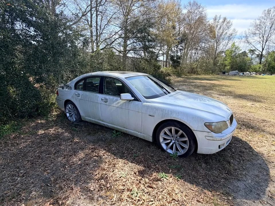 2007 BMW E65/E66 750i & 760i Sedan - Image 3 of 4