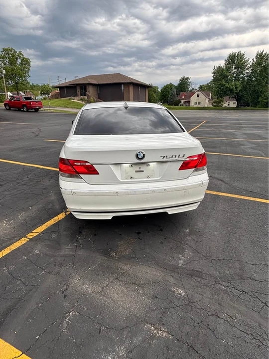 2007 BMW E65/E66 750i & 760i Sedan - Image 4 of 10