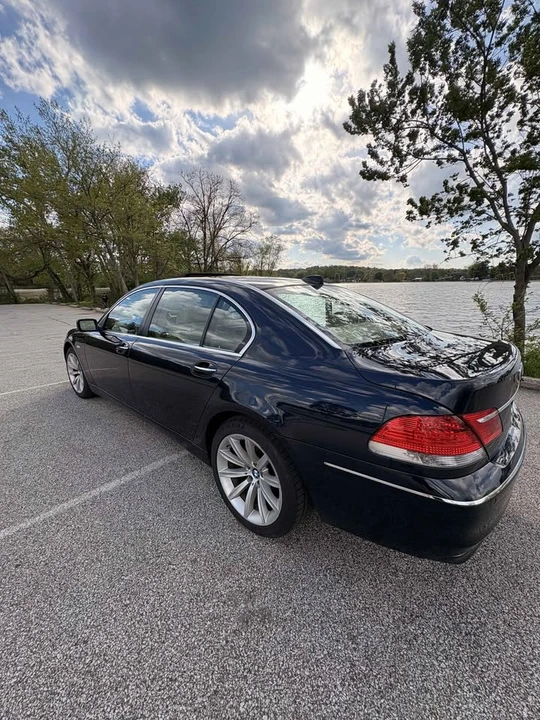 2007 BMW E65/E66 750i & 760i Sedan - Image 7 of 18