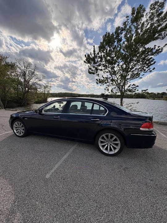 2007 BMW E65/E66 750i & 760i Sedan - Image 8 of 18