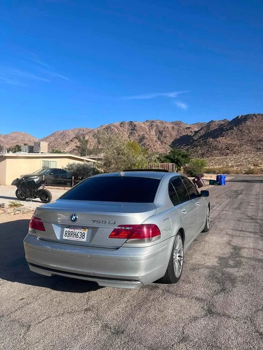 2007 BMW E65/E66 750i & 760i Sedan - Image 3 of 12