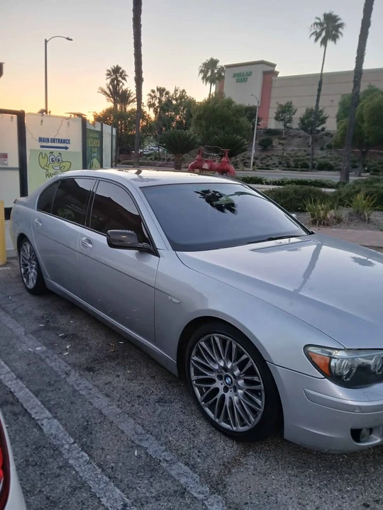 2007 BMW E65/E66 750i & 760i Sedan - Image 11 of 12