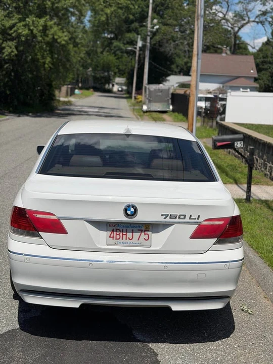 2007 BMW E65/E66 750i & 760i Sedan - Image 2 of 9