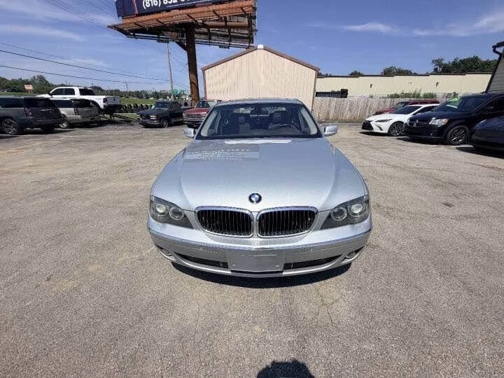 2007 BMW E65/E66 750i & 760i Sedan - Image 2 of 10
