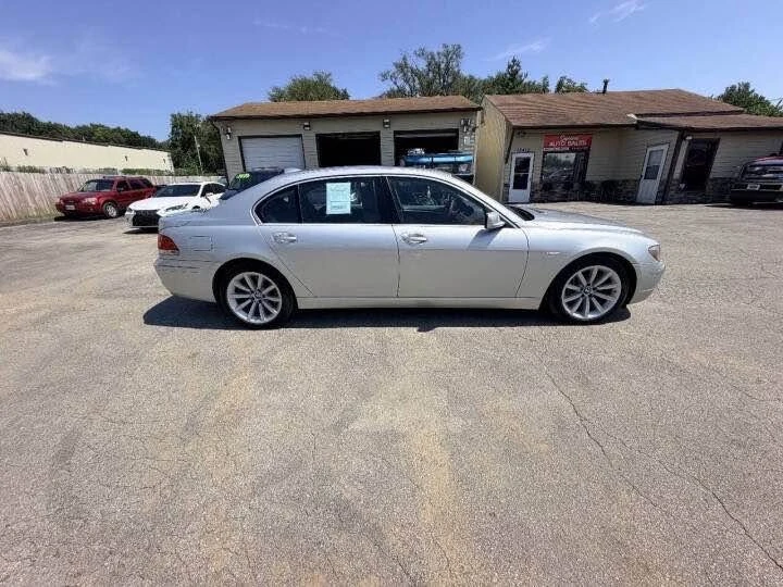 2007 BMW E65/E66 750i & 760i Sedan - Image 4 of 10