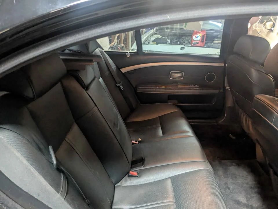 2007 BMW E65/E66 750i & 760i Sedan - Image 4 of 4