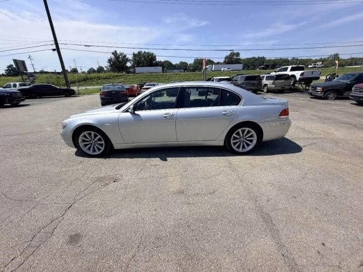 2007 BMW E65/E66 750i & 760i Sedan - Image 6 of 10