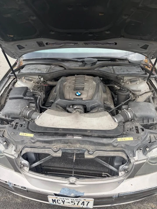 2007 BMW E65/E66 750i & 760i Sedan - Image 6 of 6