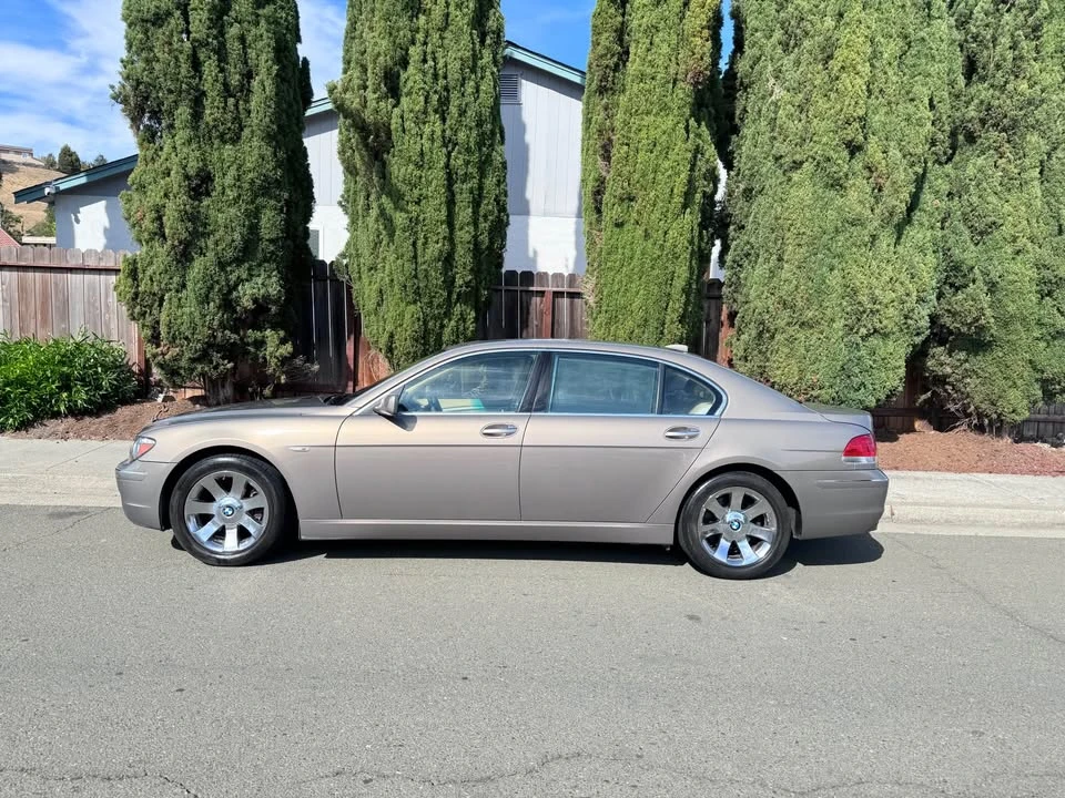 2007 BMW E65/E66 750i & 760i Sedan - Image 5 of 13
