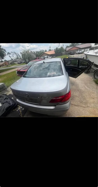 2007 BMW E65/E66 750i & 760i Sedan - Image 15 of 19