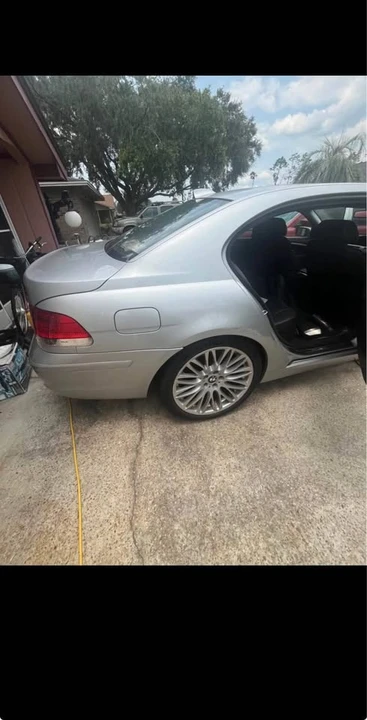 2007 BMW E65/E66 750i & 760i Sedan - Image 14 of 19