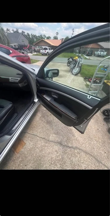 2007 BMW E65/E66 750i & 760i Sedan - Image 13 of 19