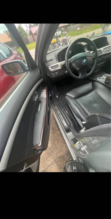2007 BMW E65/E66 750i & 760i Sedan - Image 4 of 19