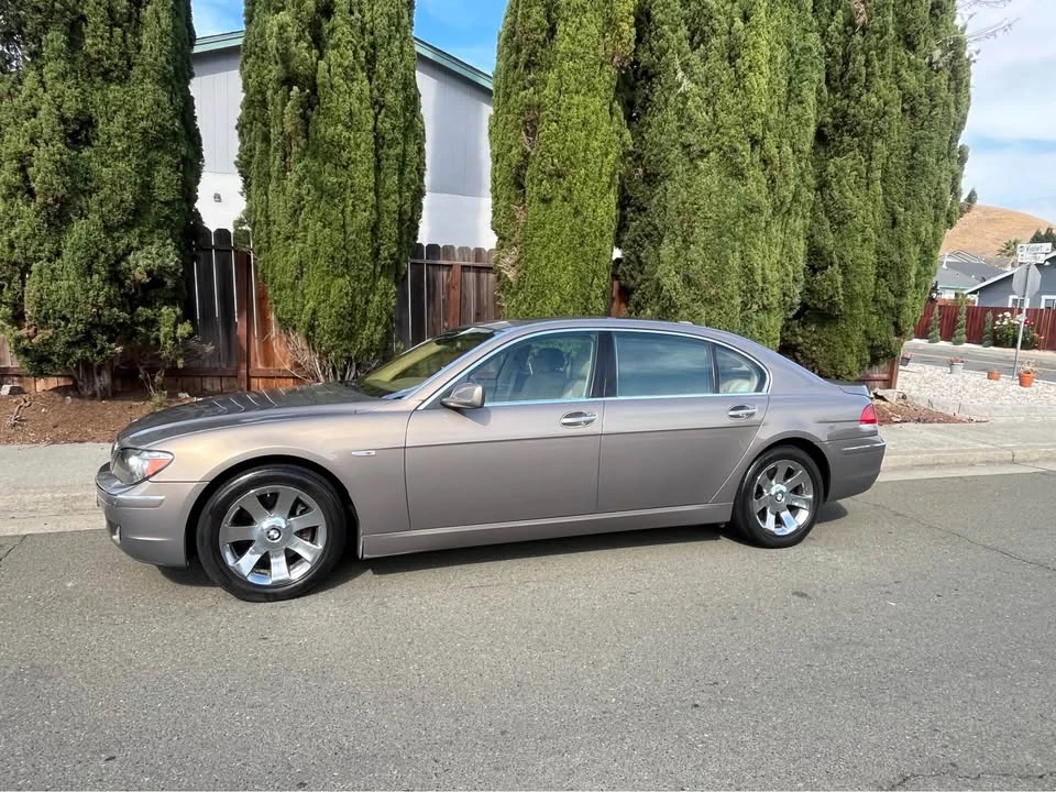 2007 BMW E65/E66 750i & 760i Sedan - Image 4 of 14