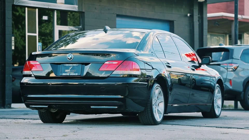 2007 BMW E65/E66 750i & 760i Sedan - Image 4 of 17