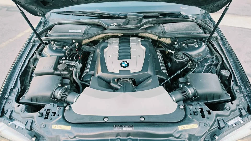 2007 BMW E65/E66 750i & 760i Sedan - Image 16 of 17
