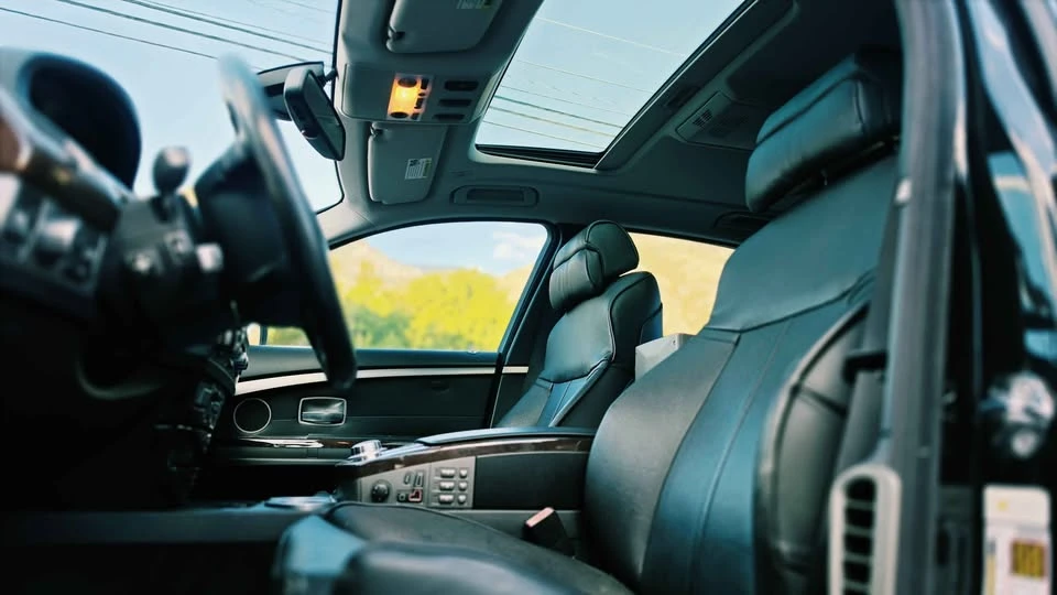 2007 BMW E65/E66 750i & 760i Sedan - Image 8 of 17