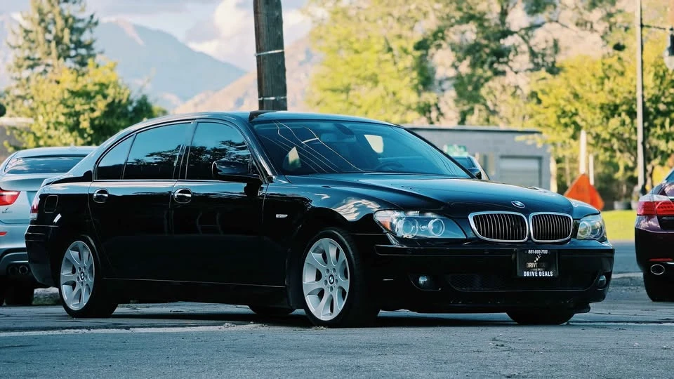 2007 BMW E65/E66 750i & 760i Sedan - Image 3 of 17