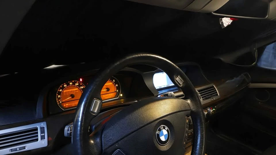2007 BMW E65/E66 750i & 760i Sedan - Image 8 of 10