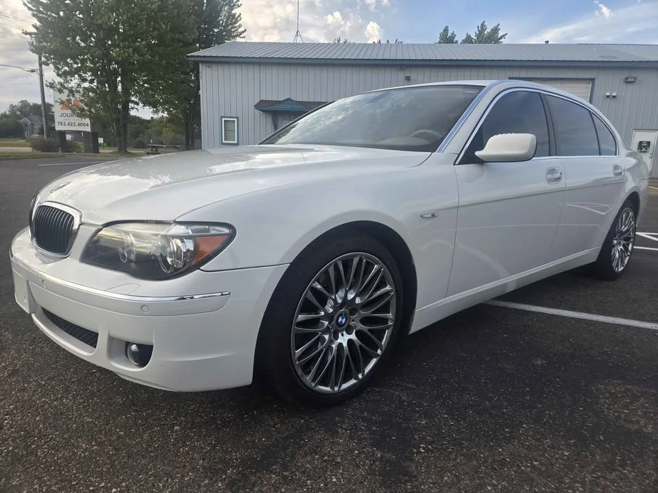 2007 BMW E65/E66 750i & 760i Sedan - Image 2 of 18