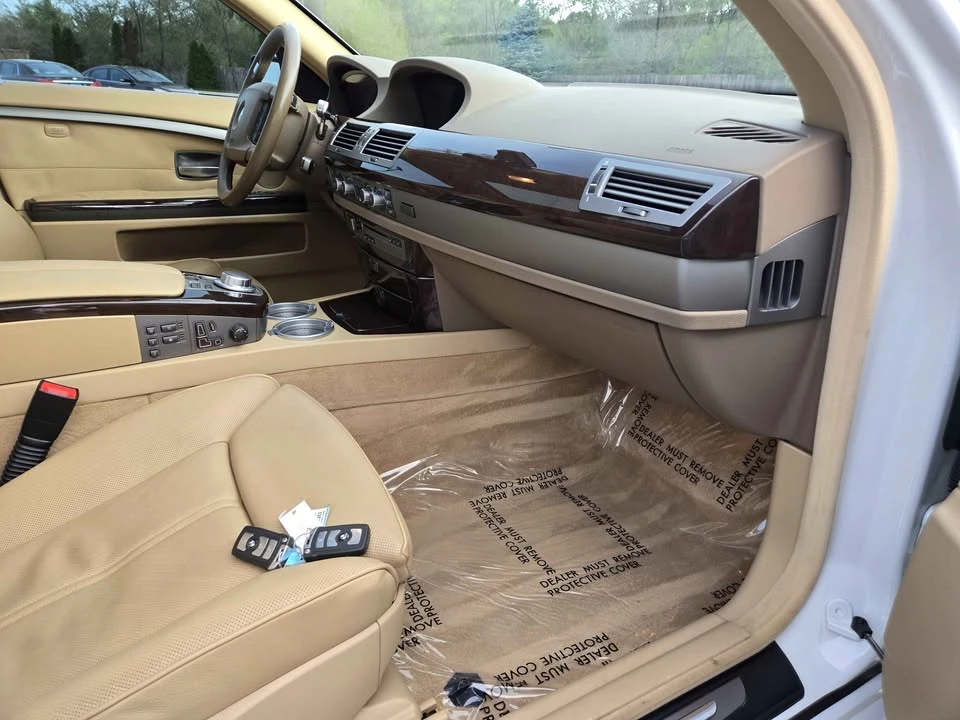 2007 BMW E65/E66 750i & 760i Sedan - Image 15 of 18