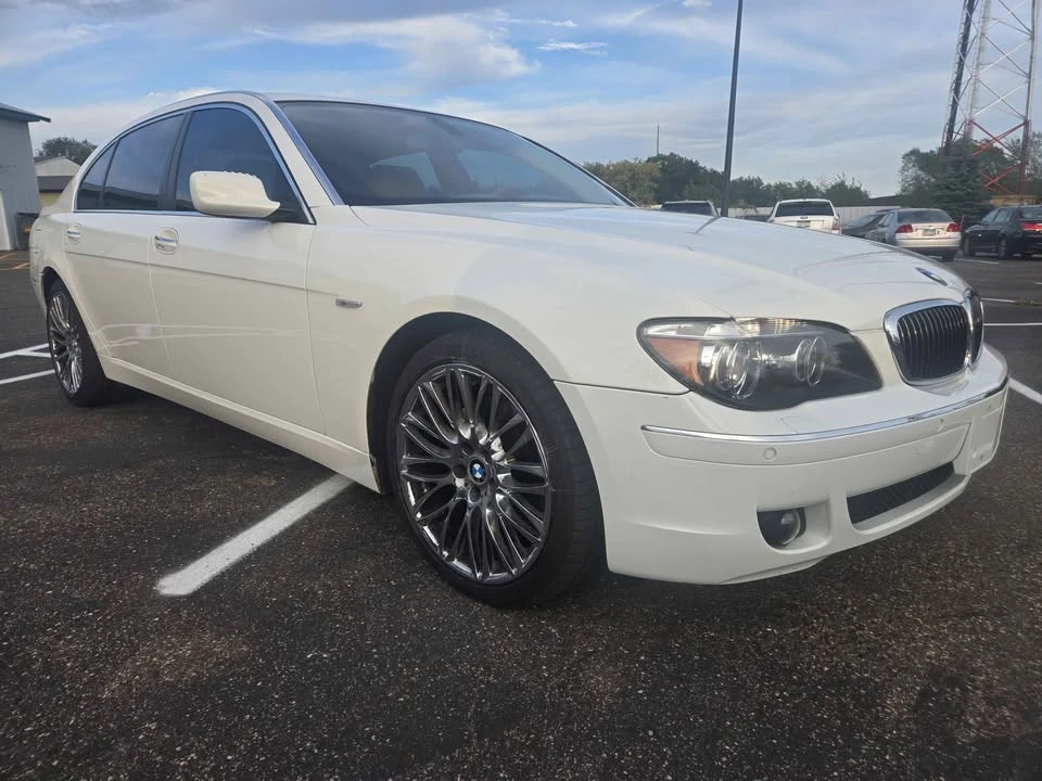 2007 BMW E65/E66 750i & 760i Sedan - Image 8 of 18