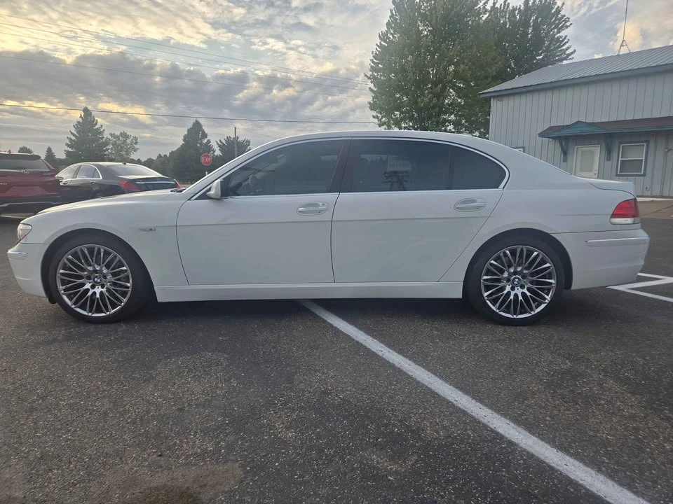 2007 BMW E65/E66 750i & 760i Sedan - Image 3 of 18
