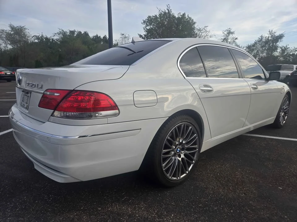 2007 BMW E65/E66 750i & 760i Sedan - Image 6 of 18