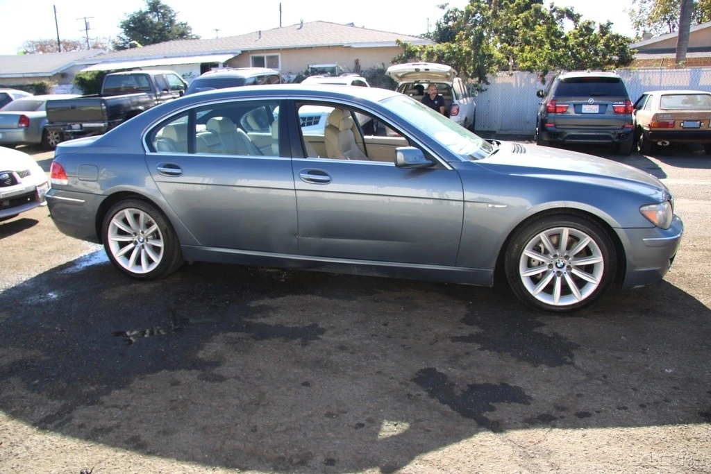 2007 BMW E65/E66 750i & 760i Sedan - Image 8 of 21