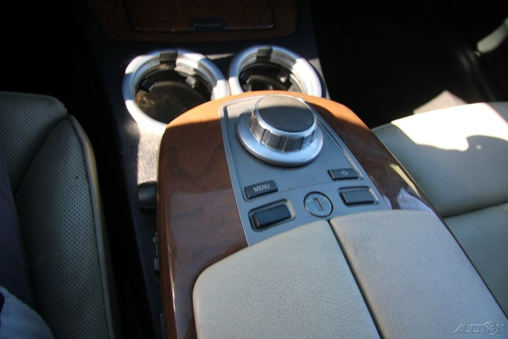 2007 BMW E65/E66 750i & 760i Sedan - Image 17 of 21