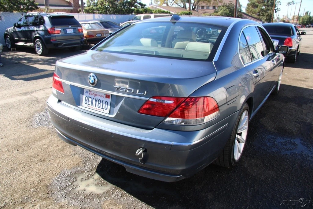 2007 BMW E65/E66 750i & 760i Sedan - Image 7 of 21